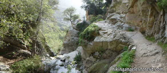 Gabrieleno Trail above Sturtevant Falls. (click to enlarge).